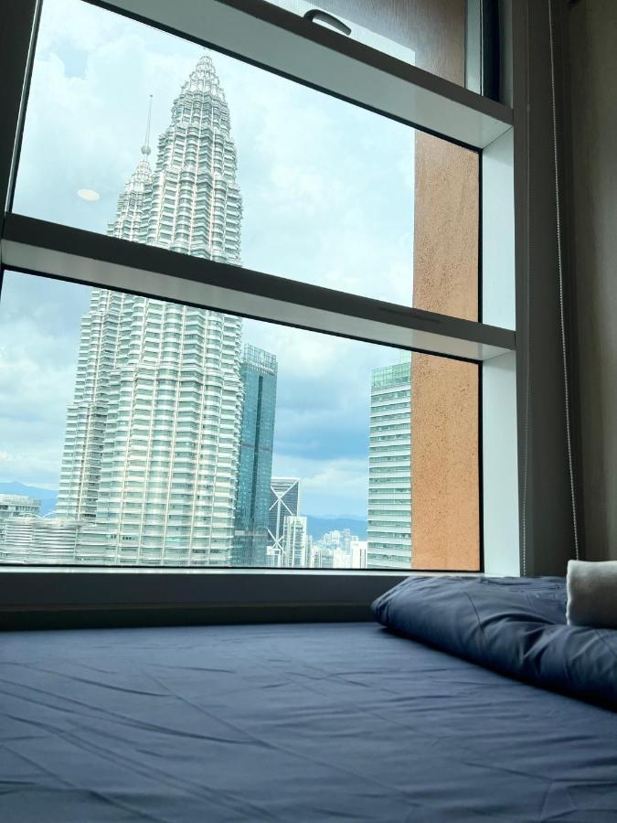 Sky Suites Klcc By Genesis Kuala Lumpur Exterior photo